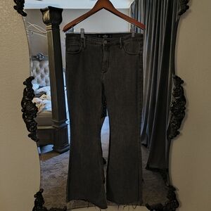 Hollister Women's High-Rise Flare Jeans W32 L31 15R